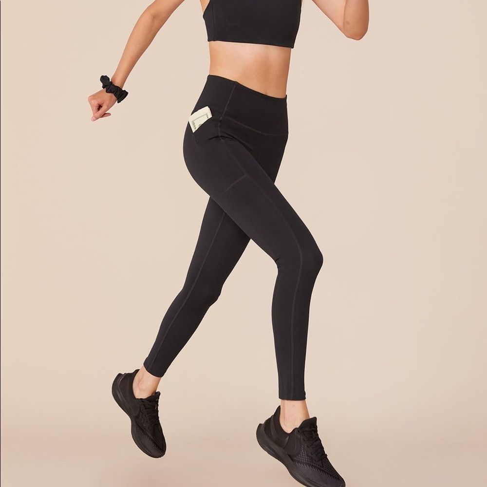 Black Girlfriend Collective leggings